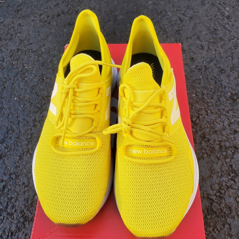 Women's New Balance Roav - Yellow & White - Picture 4 of 6